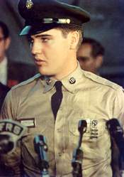 http://www.fiftiesweb.com/elvis-presley-army.jpg